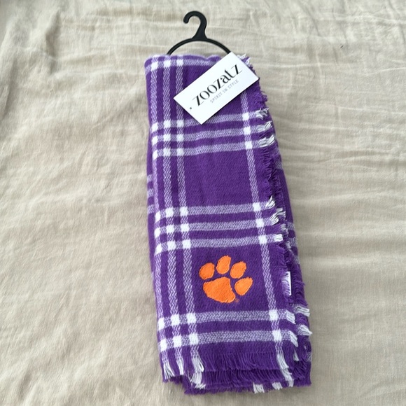 Clemson Tigers Scarf - Picture 2 of 6